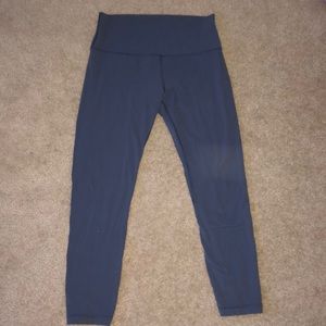 Lululemon crop align pants (21”)